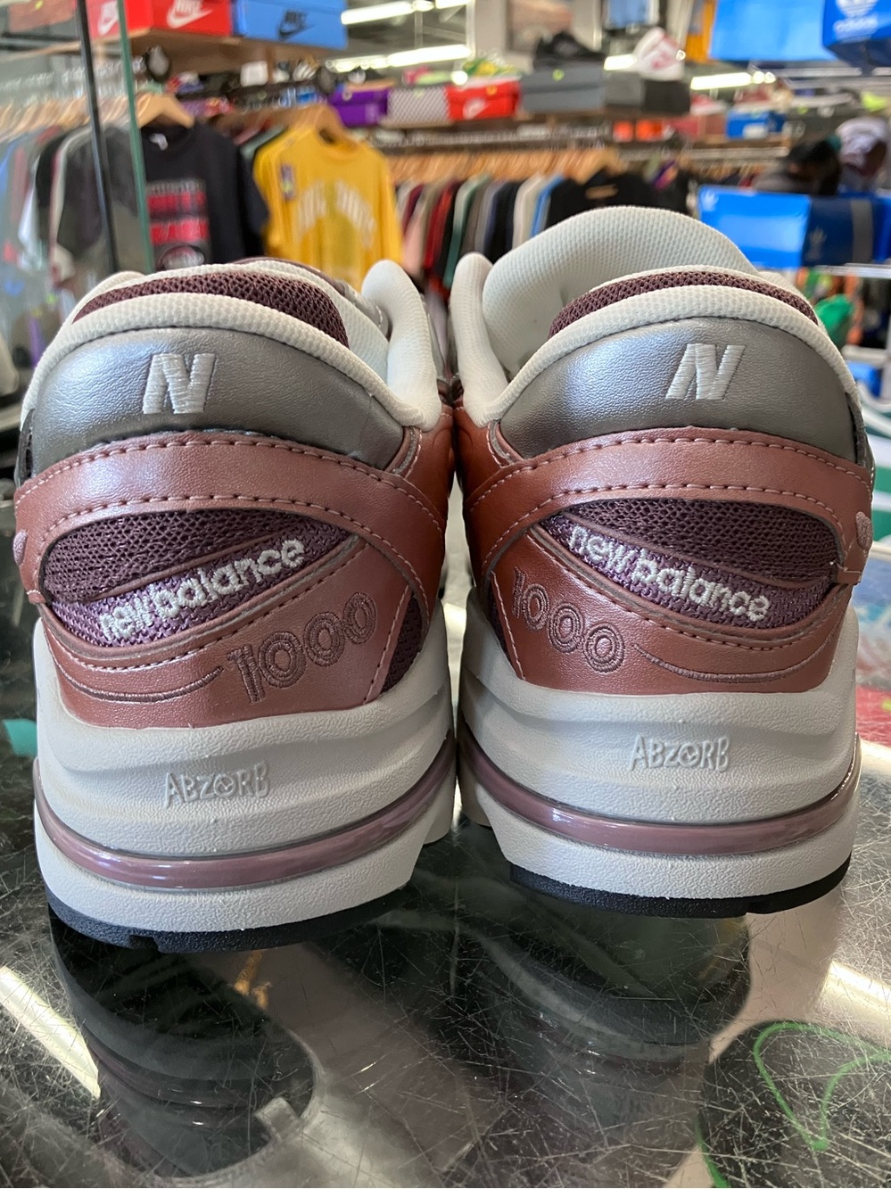 New Balance 1000 Rose Gold Size 8.5 - Picture 5 of 9